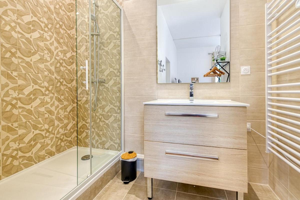 2 Pieces Tout Confort, Deco Moderne, Wifi Fibre Grenoble Luaran gambar