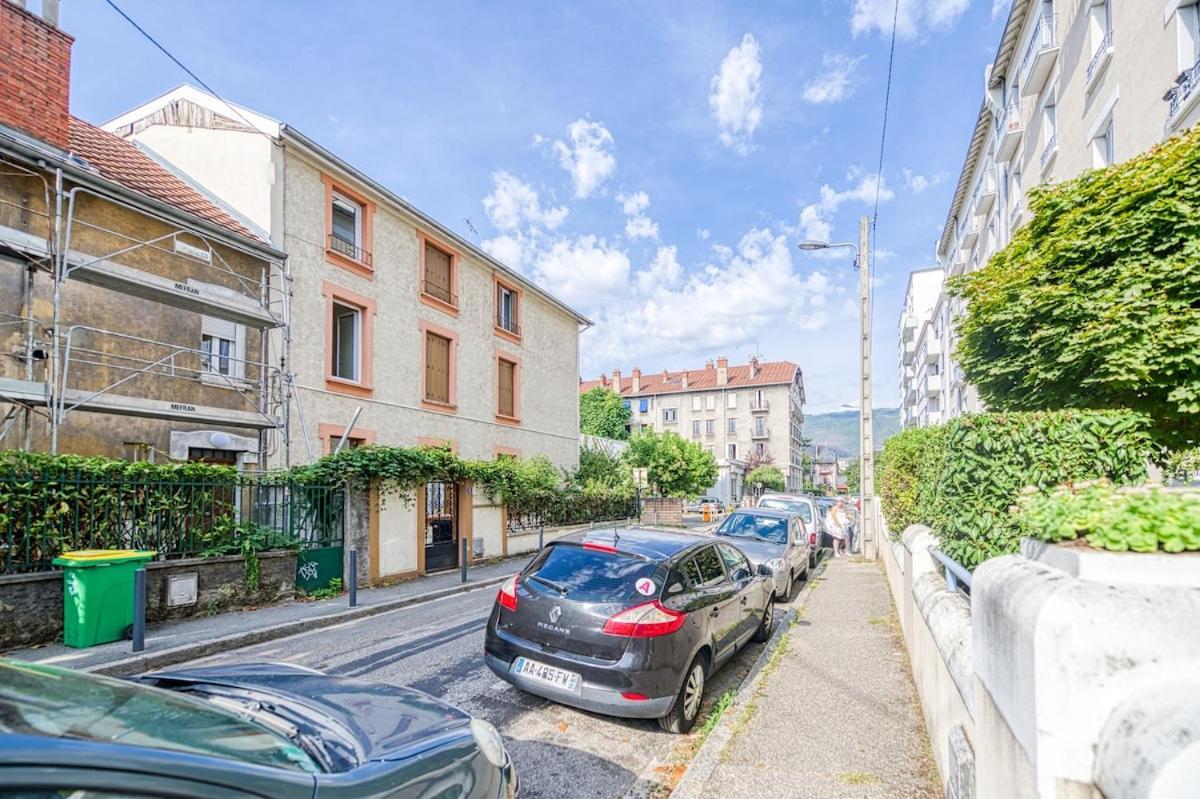 2 Pieces Tout Confort, Deco Moderne, Wifi Fibre Grenoble Luaran gambar